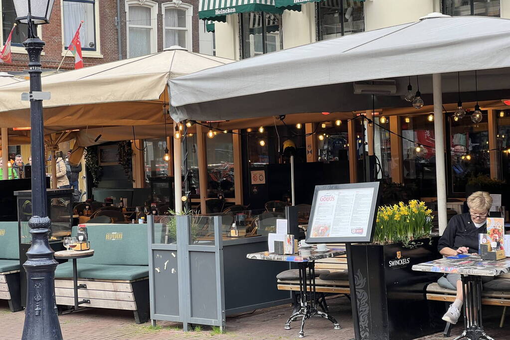 Brand in meterkast van restaurant