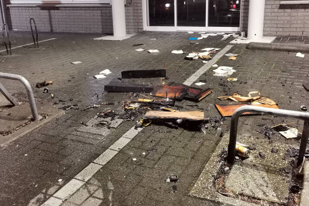 Veel rook bij brand in appartementencomplex