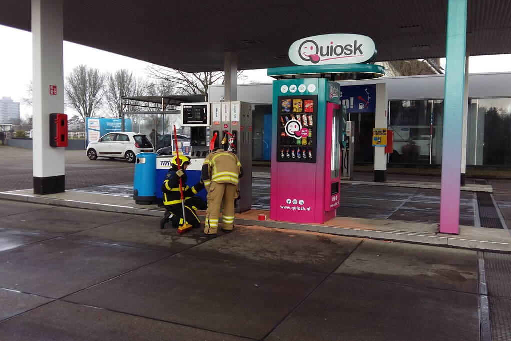 Brandstoflekkage bij tankstation