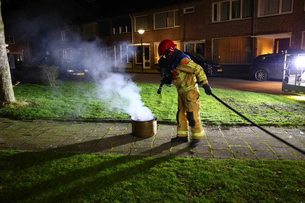 Brandweer ingezet bij brand in schoorsteen