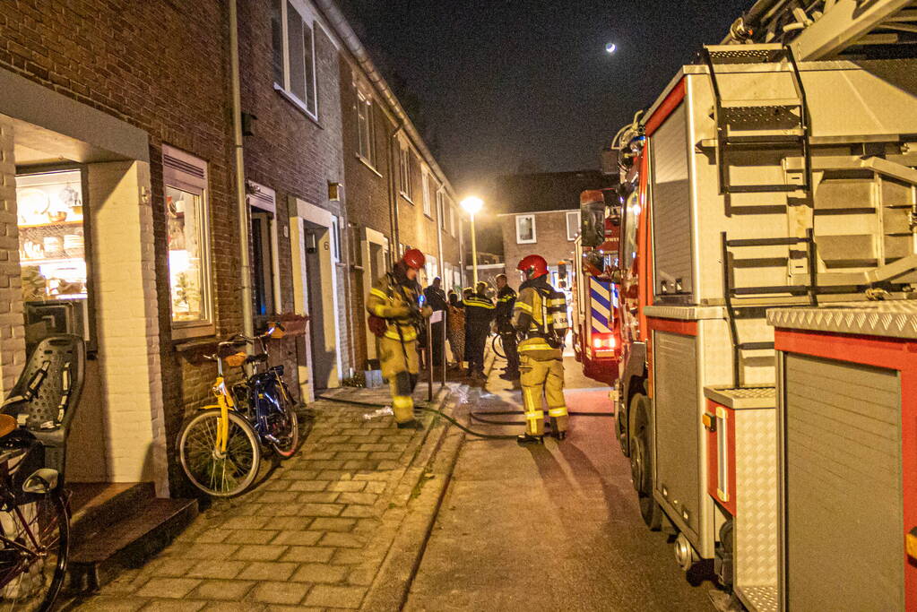 Brand in woning trekt veel bekijks
