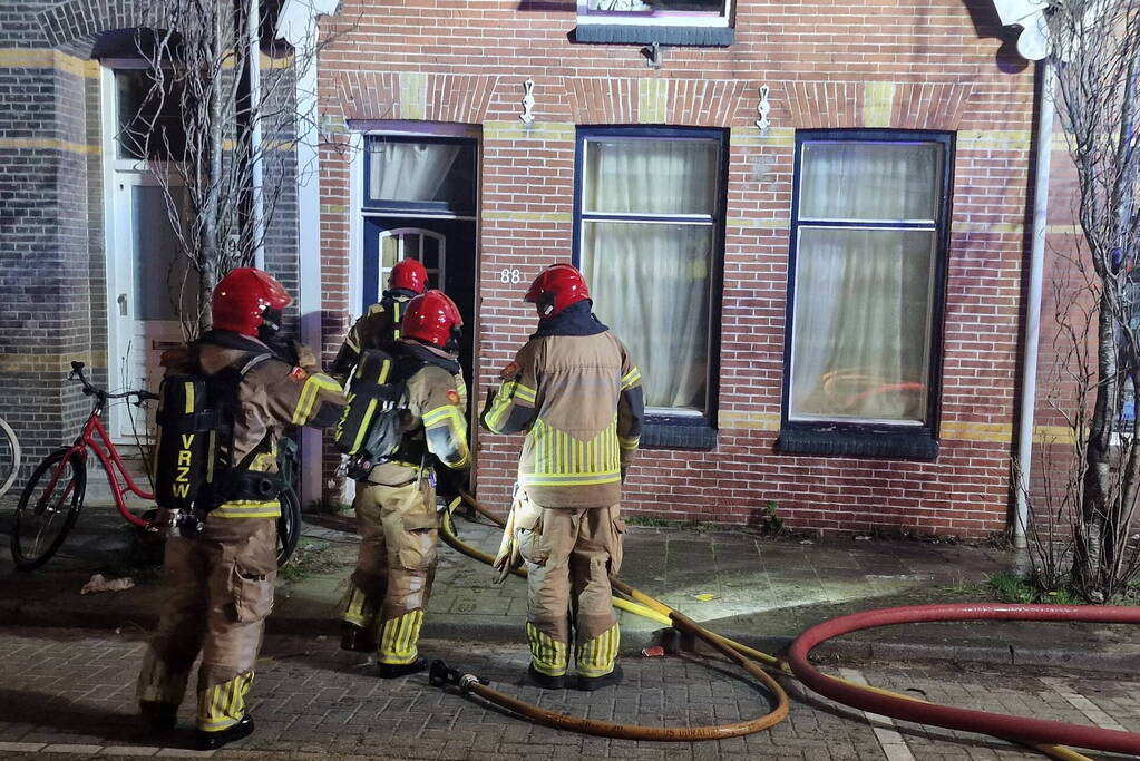 Veel rook na uitslaande brand