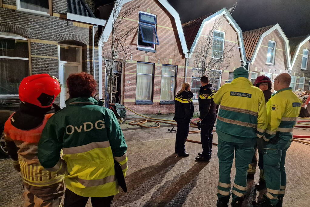 Veel rook na uitslaande brand