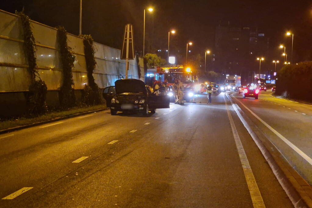 Zwaar gewonde na explosie in auto