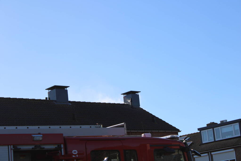 Veel rookontwikkeling bij hevige schoorsteenbrand