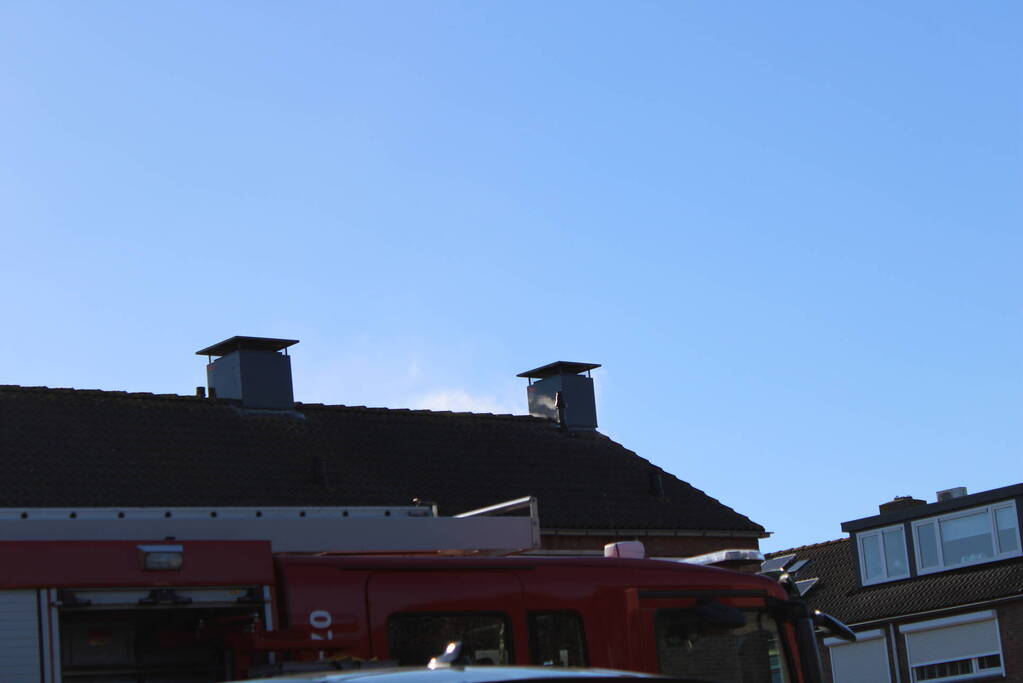 Veel rookontwikkeling bij hevige schoorsteenbrand