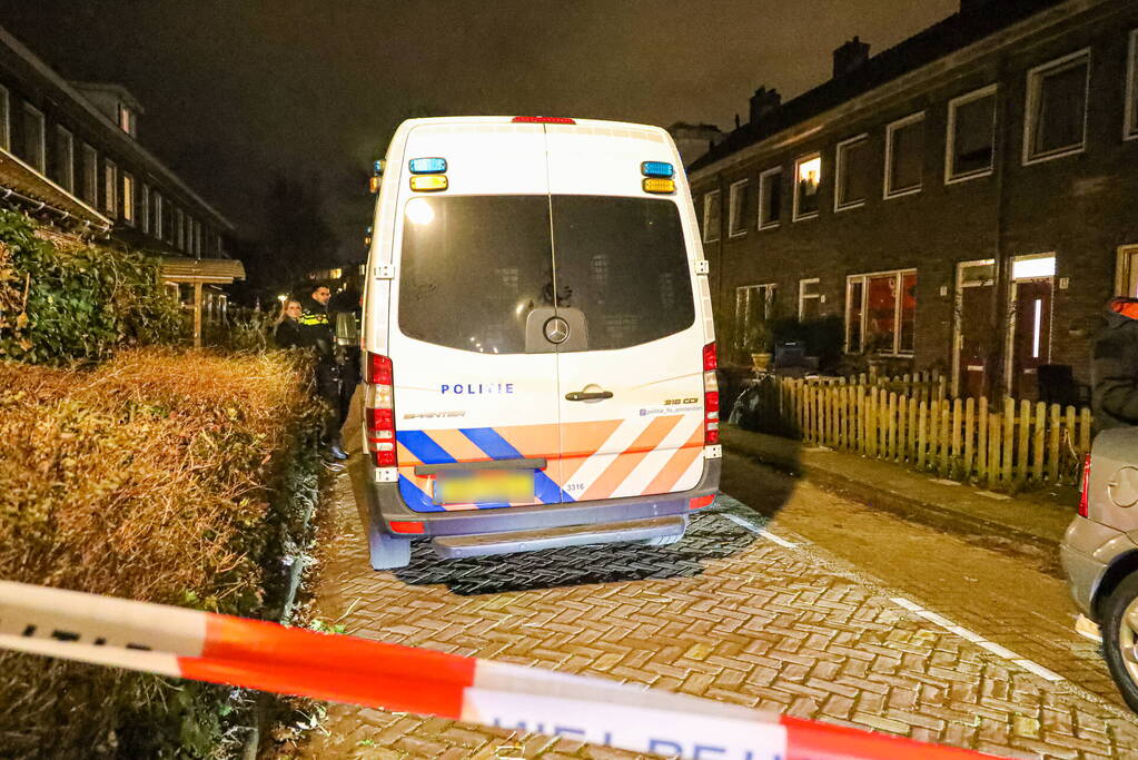 Politie vindt lichaam, mogelijk sprake van misdrijf
