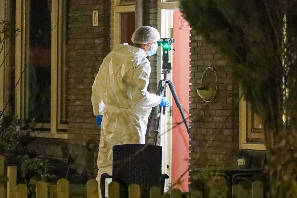 Politie vindt lichaam, mogelijk sprake van misdrijf