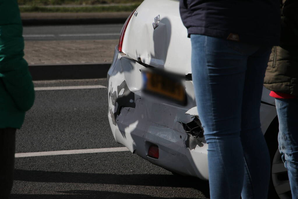 Schade na kop-staart aanrijding