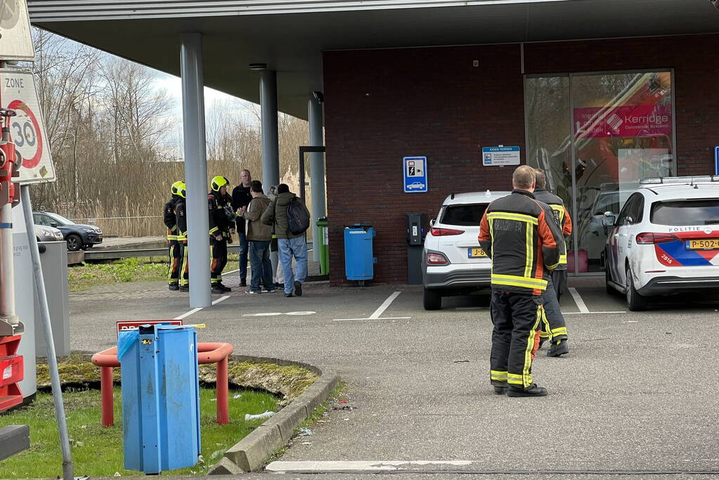 Brandweer doet onderzoek naar brand