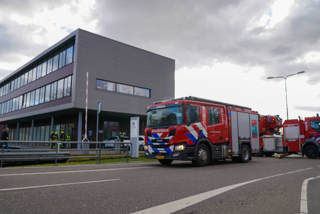 Brandweer doet onderzoek naar brand