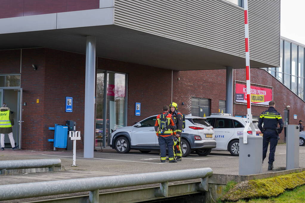 Brandweer doet onderzoek naar brand
