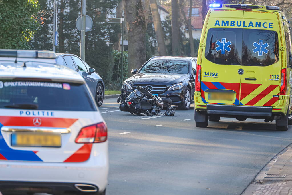 Motorrijder gewond bij eenzijdig ongeval