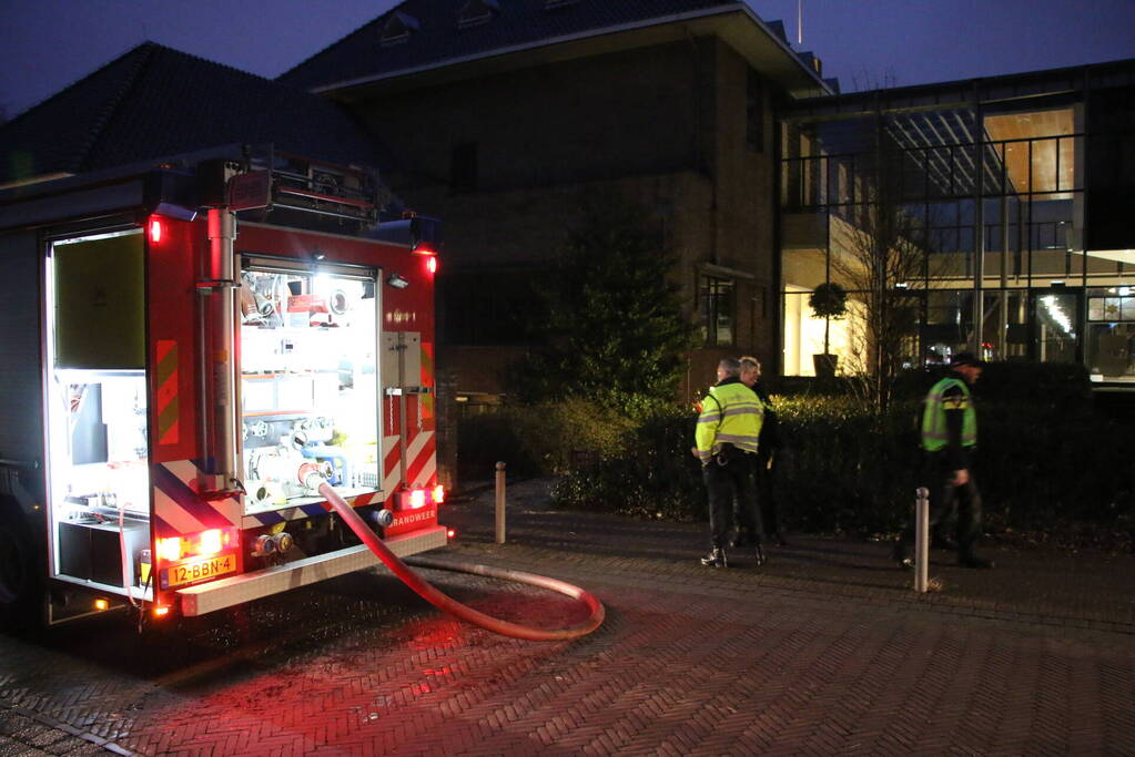 Middelbrand in gemeentehuis