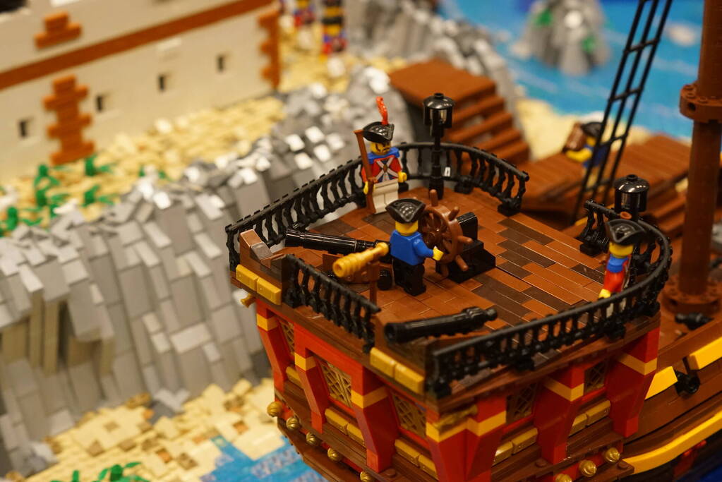 Sporthal vol met LEGO Stenen