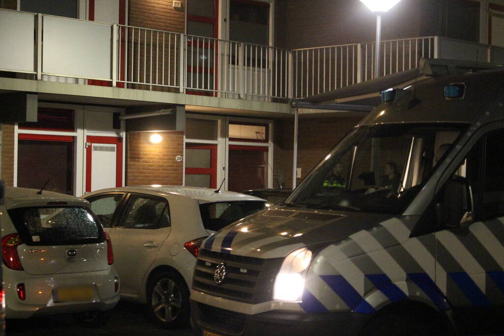 Meerdere woningen ontruimd na aantreffen explosief