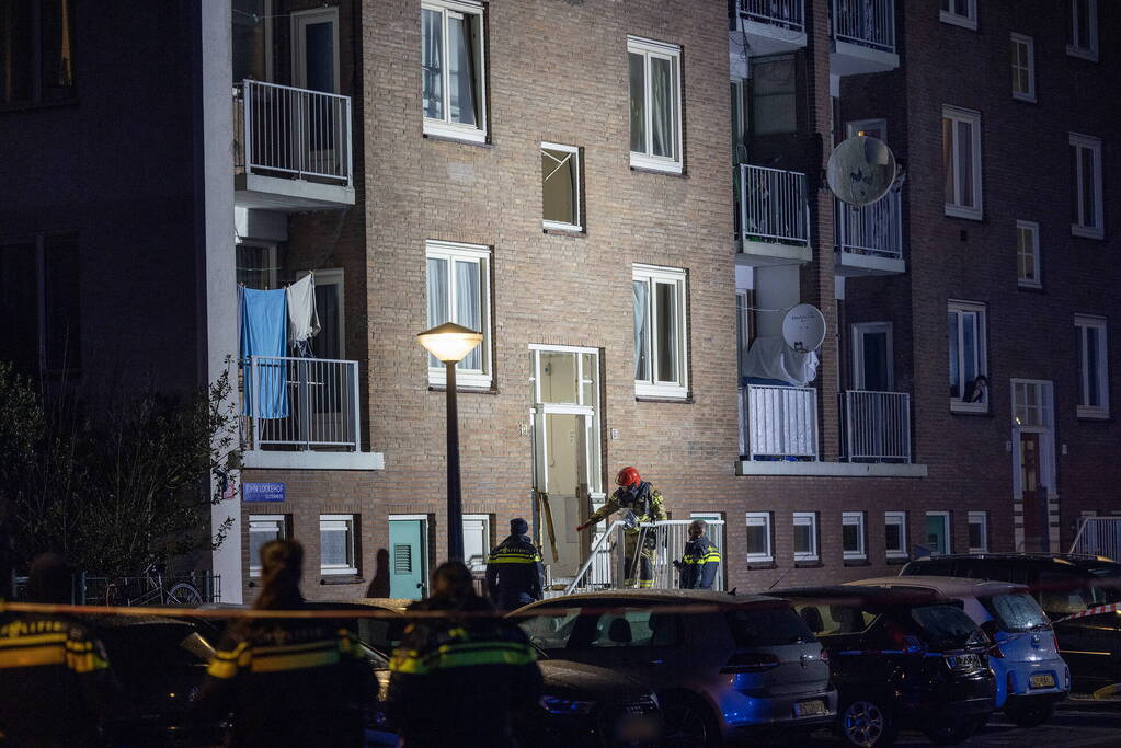 Grote ravage na explosie in flatgebouw