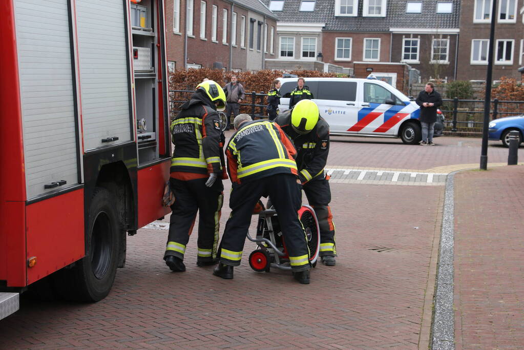 Kantoorpand geventileerd na brand