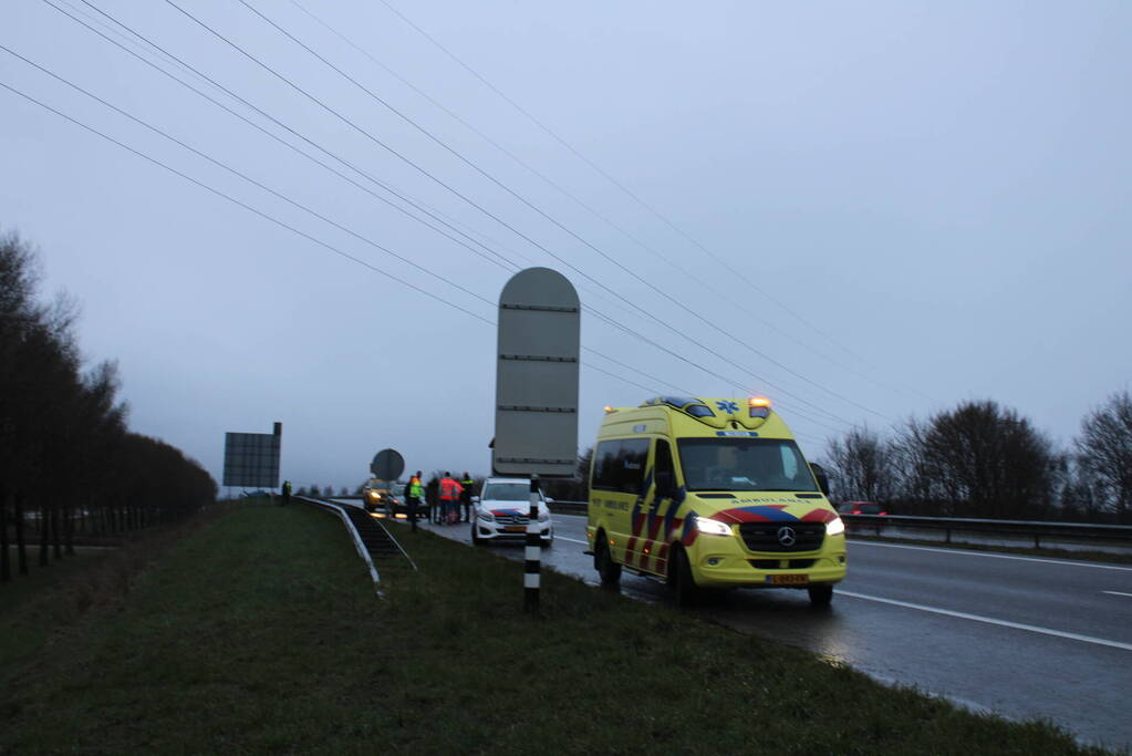 Drie voertuigen betrokken bij botsing