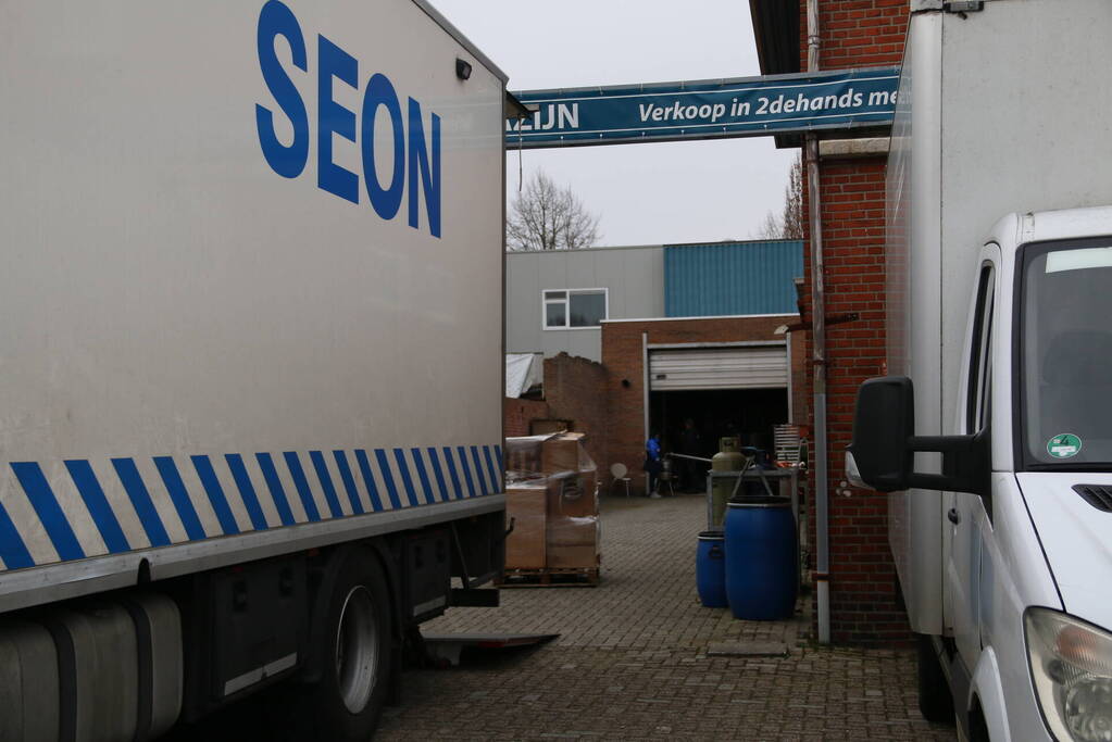 Twee aanhoudingen na aantreffen synthetisch drugslab