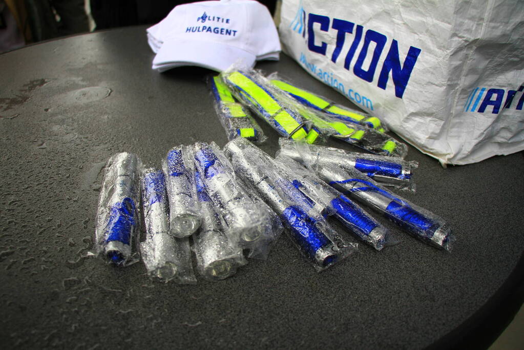 Mobiel Media Lab op parkeerterrein Lidl