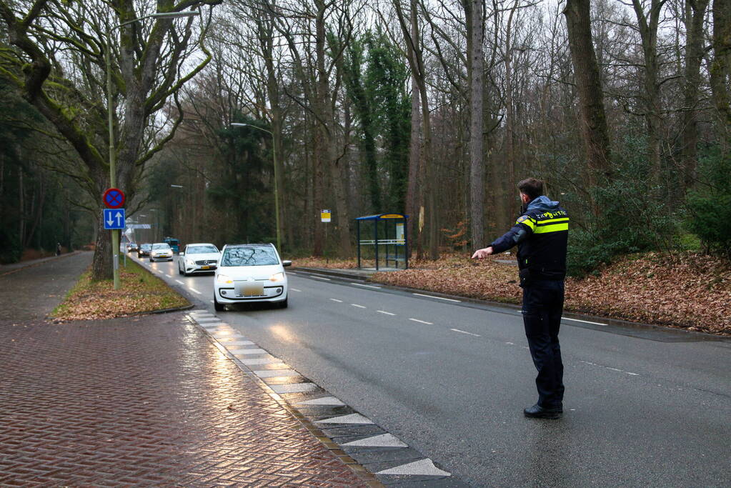 Politie houdt verkeerscontrole
