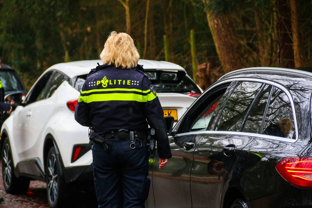 Politie houdt verkeerscontrole