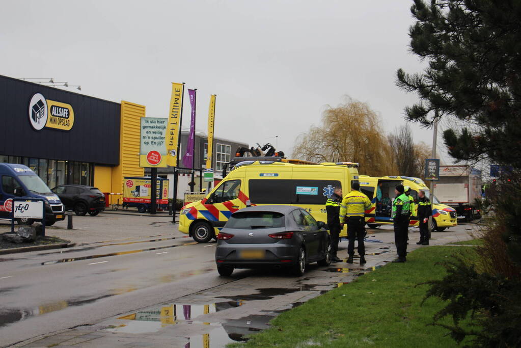 Fietser overleden door aanrijding met vrachtwagen