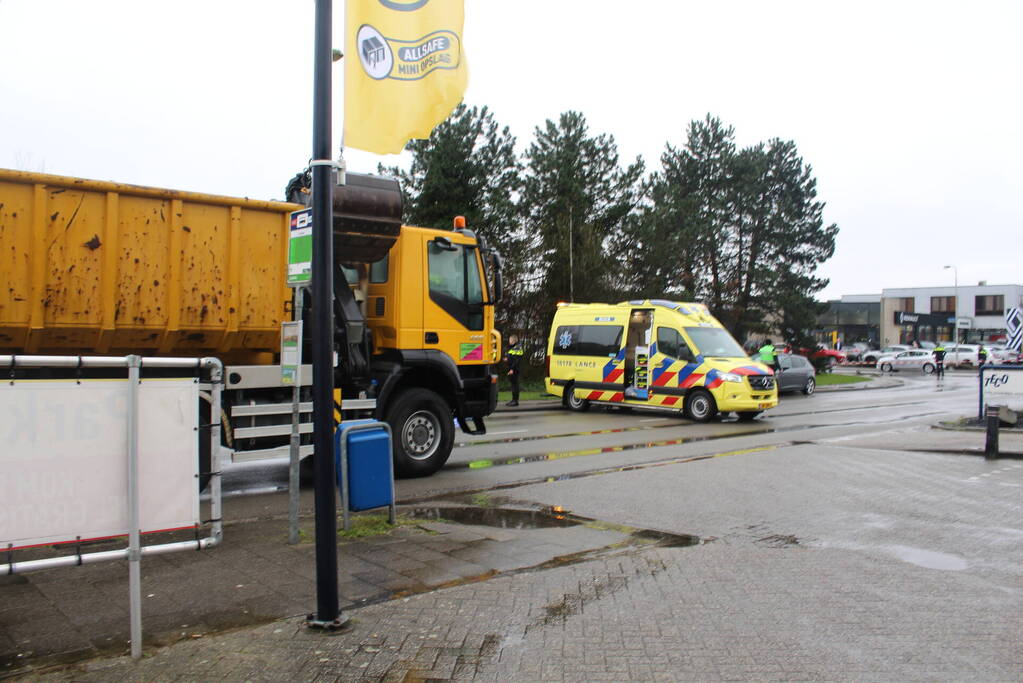 Fietser overleden door aanrijding met vrachtwagen