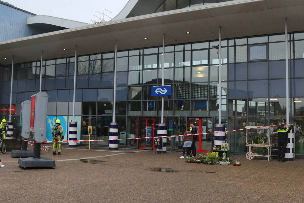 Stationshal ontruimd na fikse brand