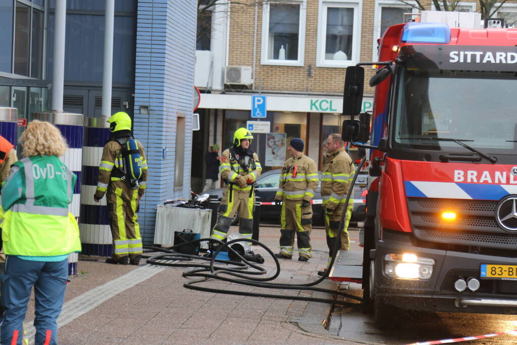 Stationshal ontruimd na fikse brand