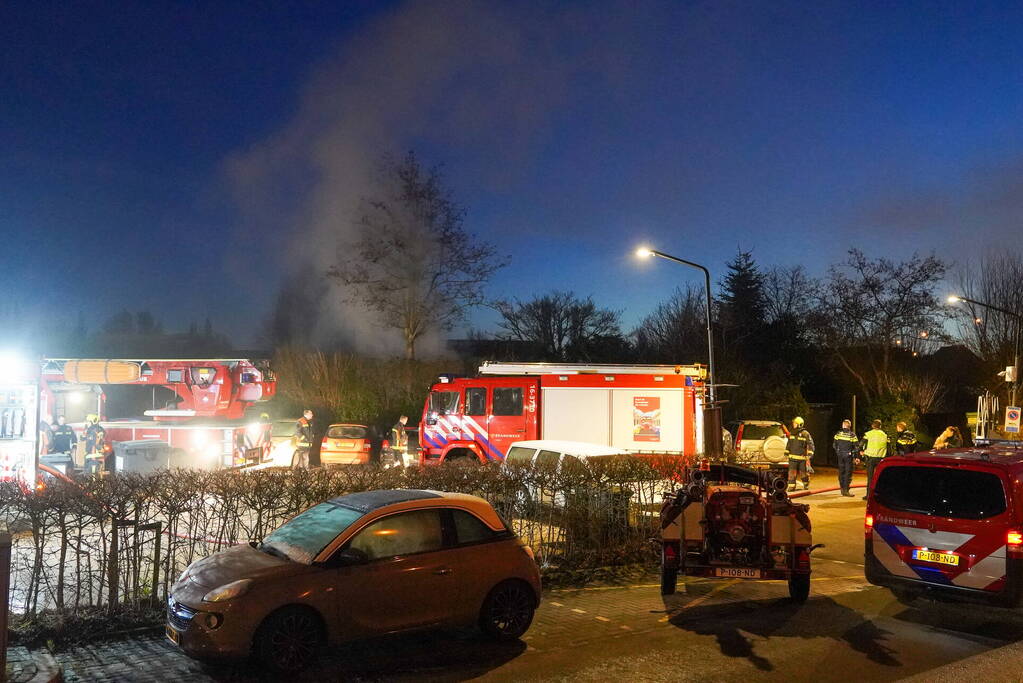 Schuur verwoest door uitslaande brand