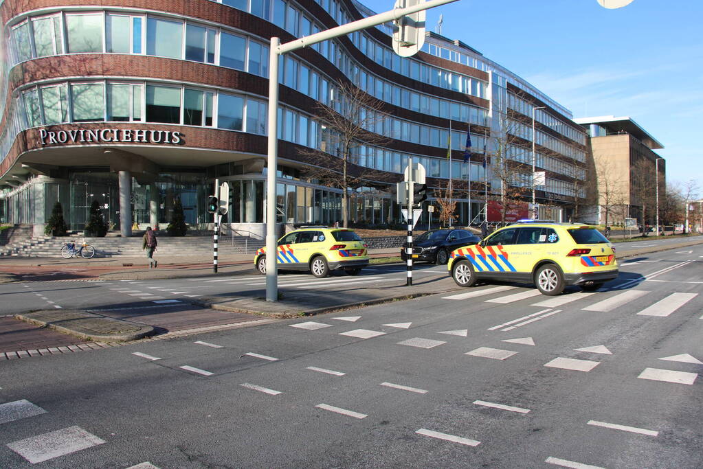 Duizenden demonstranten op snelweg A12