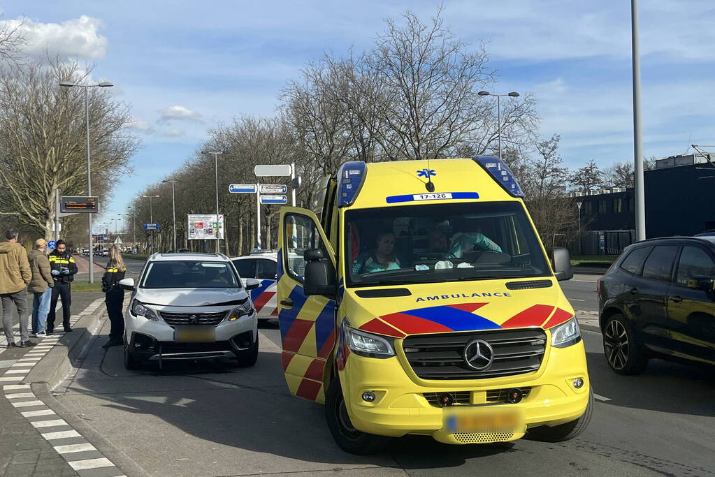 Aanrijding tussen twee personenauto's