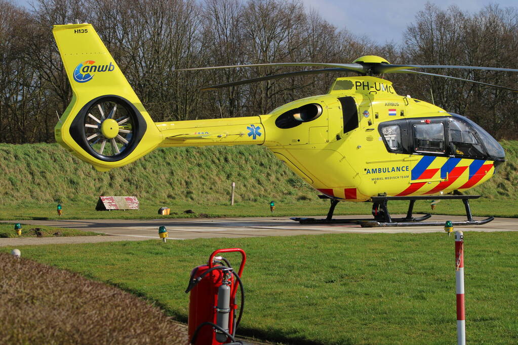 Persoon waait van trap en raakt ernstig gewond