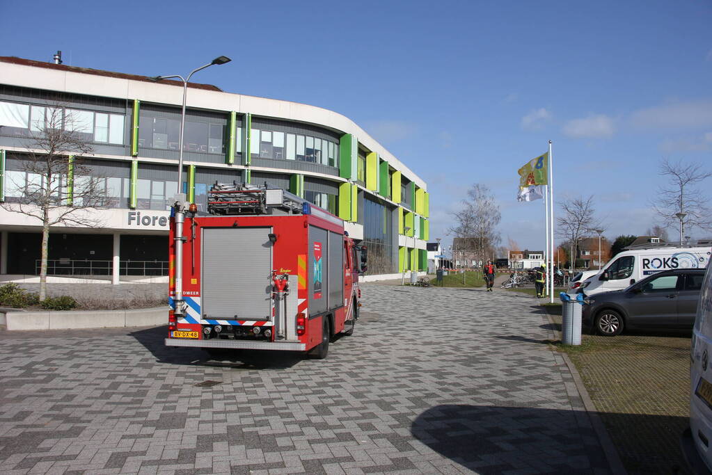 Schoolplein Fioretti College afgesloten na stormschade