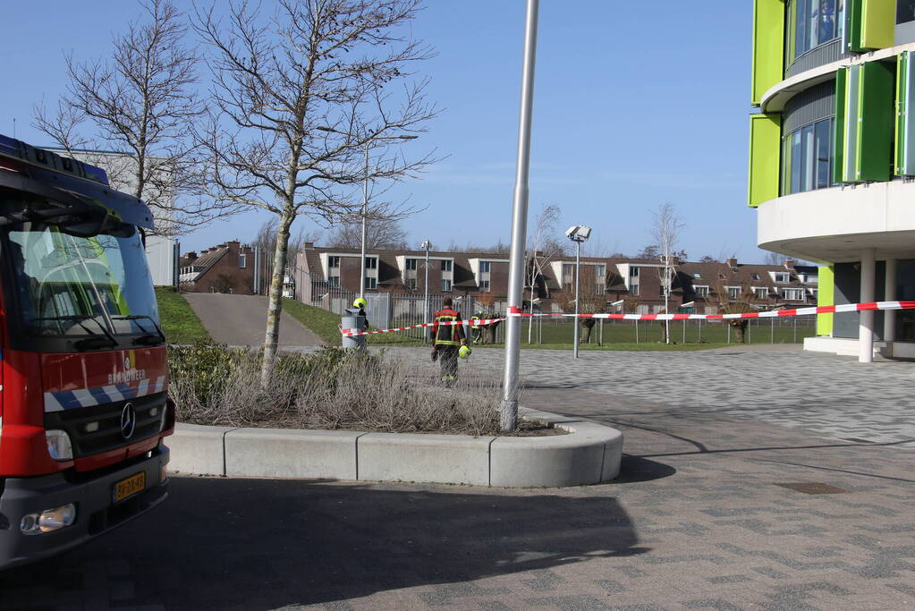 Schoolplein Fioretti College afgesloten na stormschade