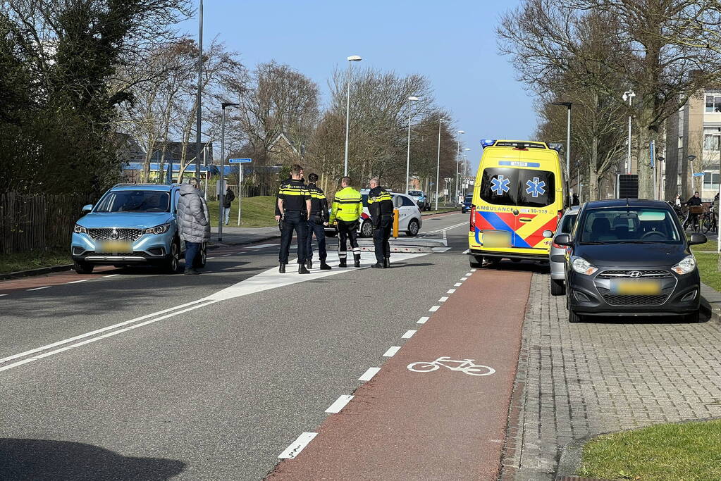 Voetganger aangereden op zebrapad