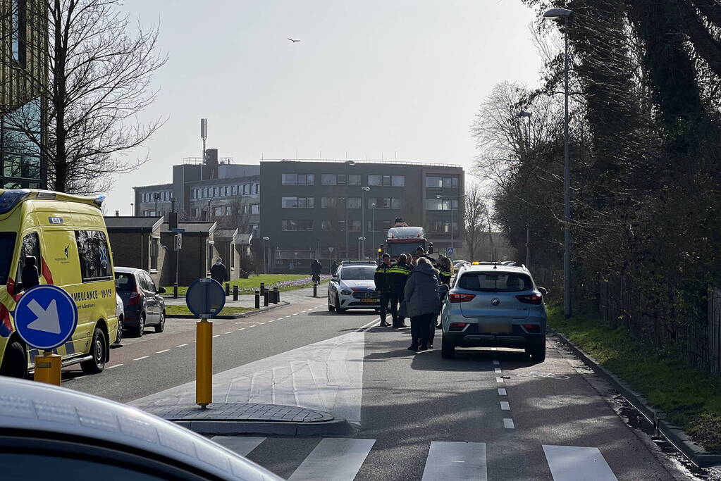 Voetganger aangereden op zebrapad