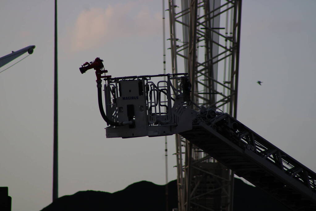 Flinke brand op offshore platform