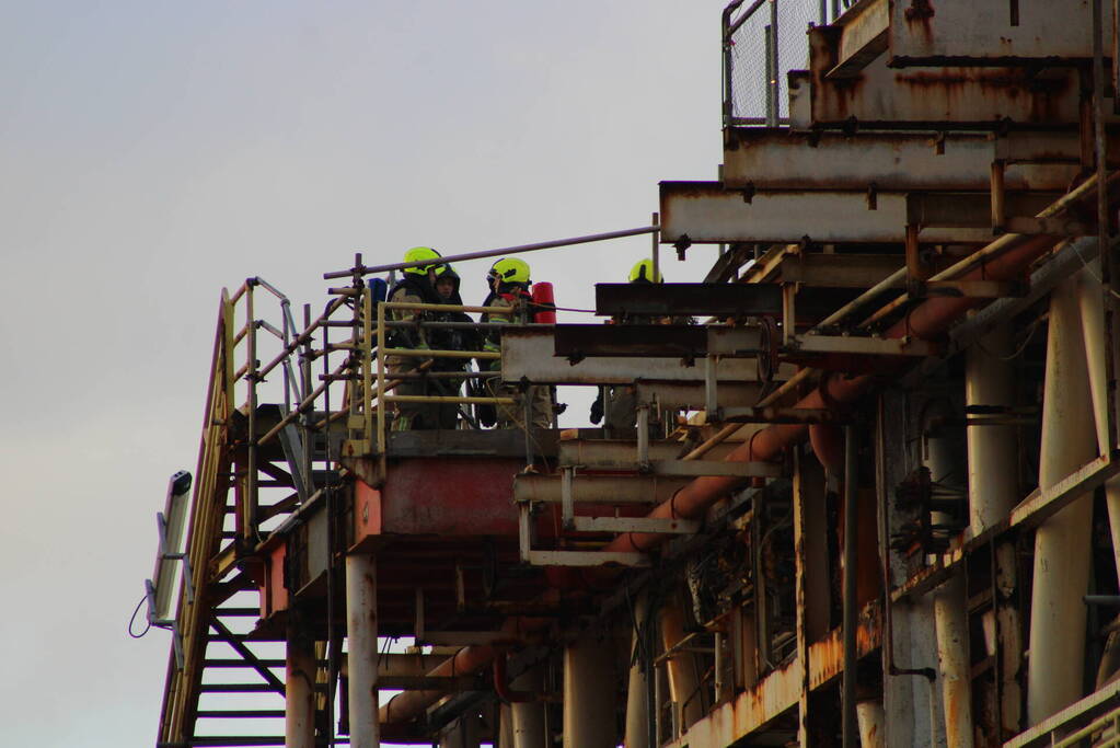 Flinke brand op offshore platform