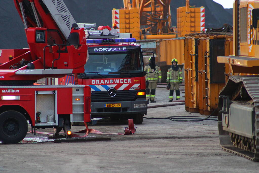 Flinke brand op offshore platform
