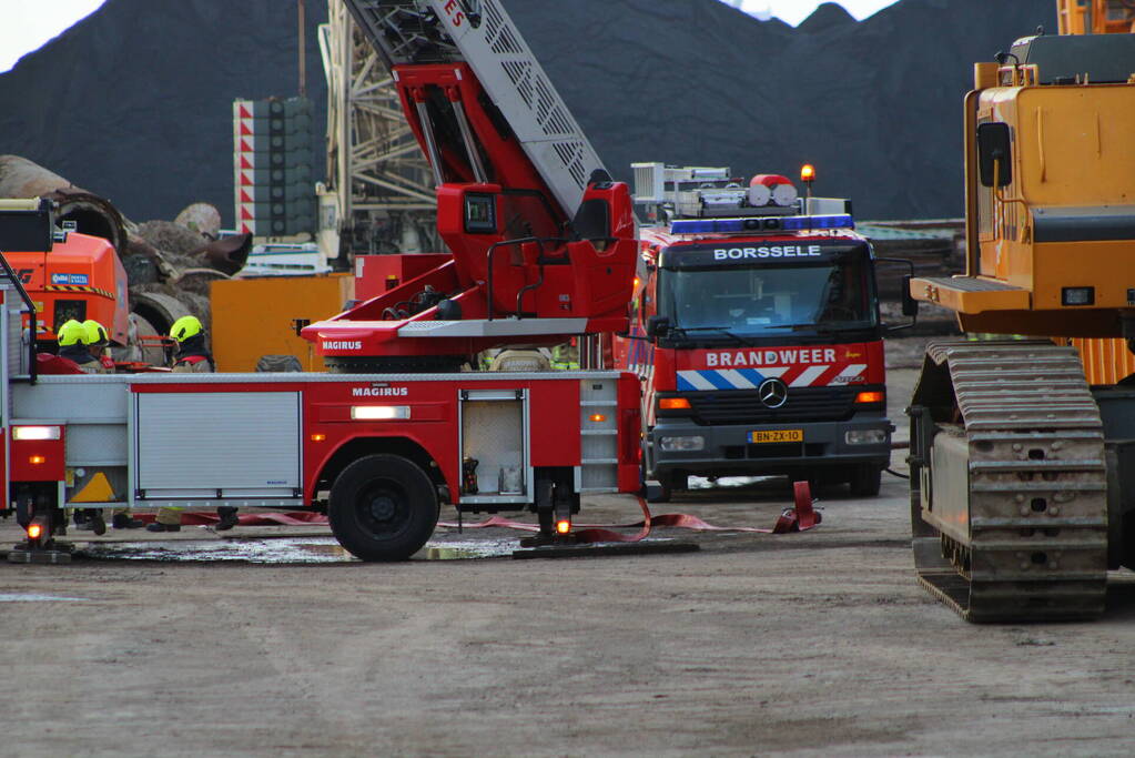 Flinke brand op offshore platform