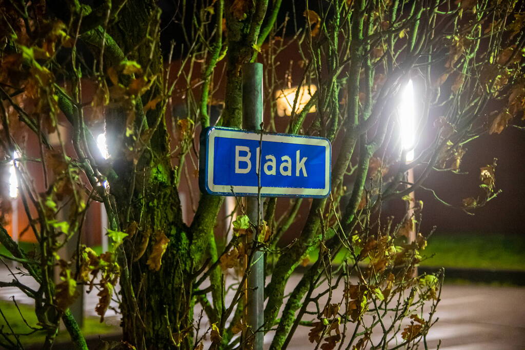 Politie assisteert bij agressief persoon bij Antes