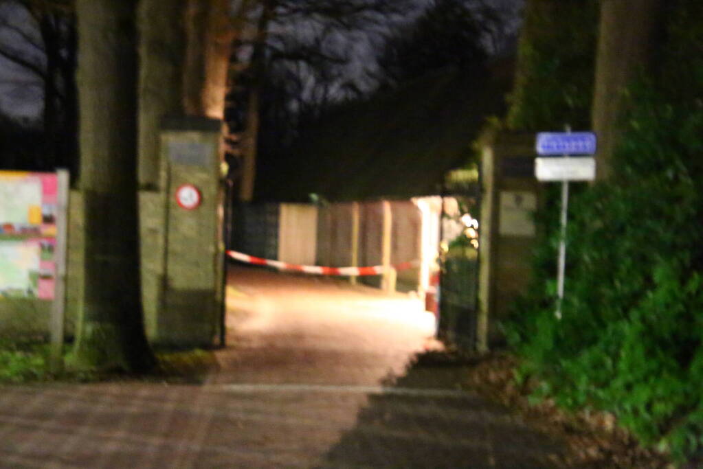 Overleden man aangetroffen in water