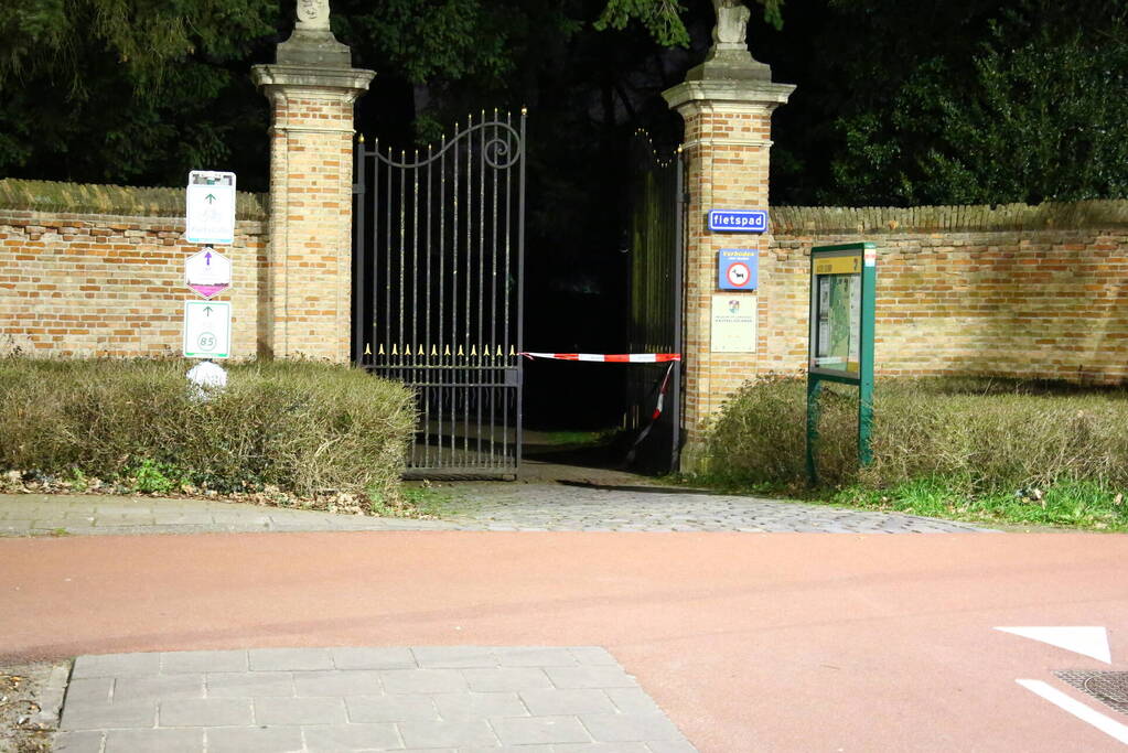 Overleden man aangetroffen in water