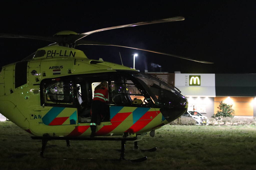 Traumahelikopter ingezet voor incident in woning