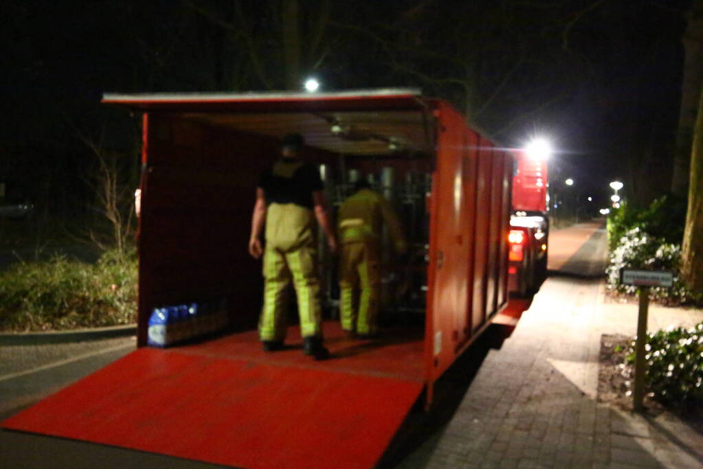 Brandweer assisteert nadat stroom uitvalt bij stemlocatie