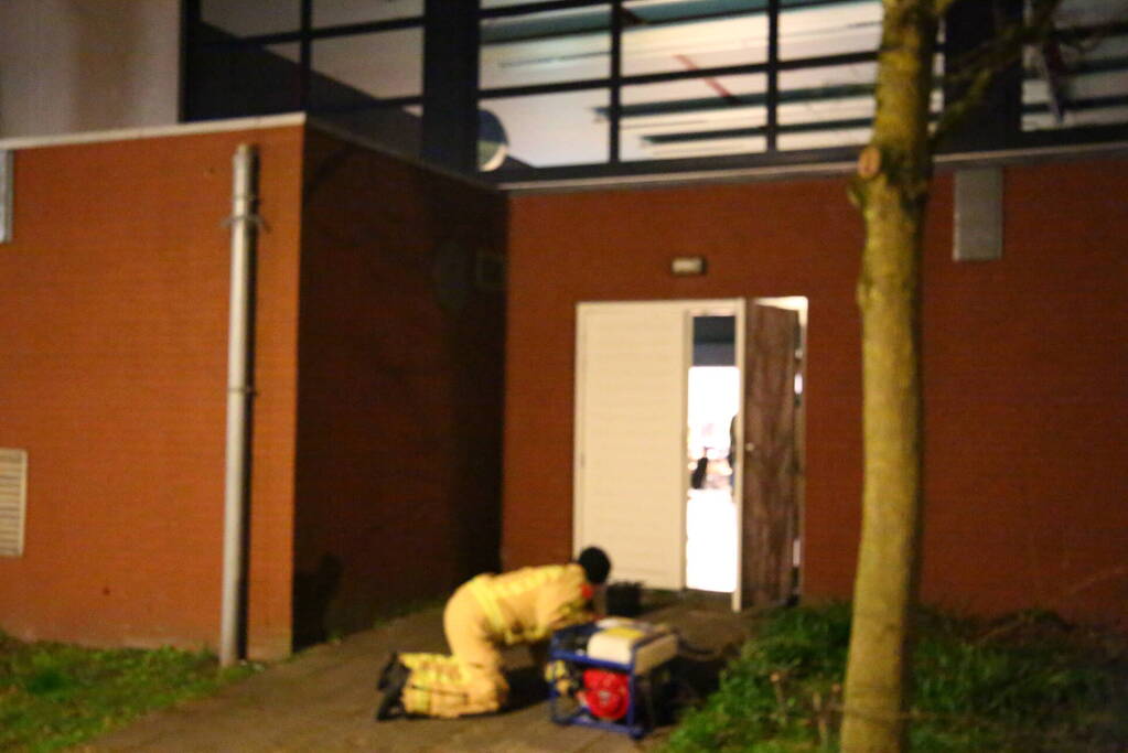 Brandweer assisteert nadat stroom uitvalt bij stemlocatie