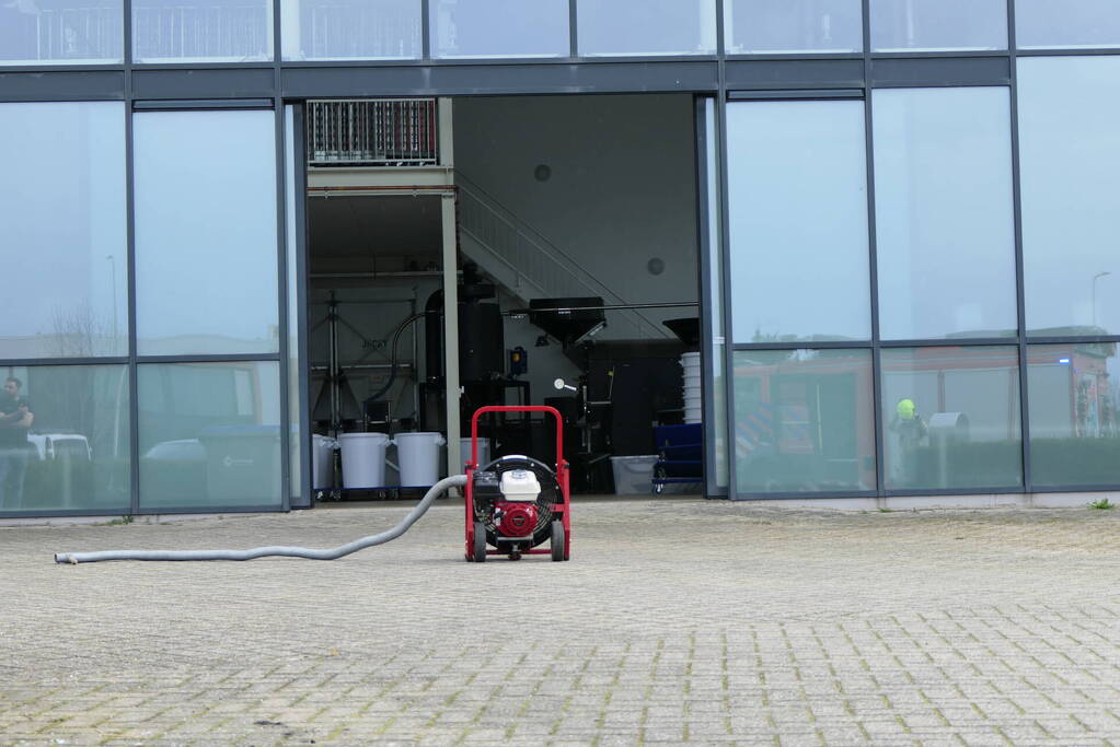 Koffiebranderij geventileerd door brandweer